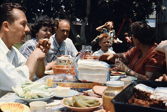 1950s 032, Burnhams eating, 1955