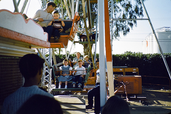 Linda & Robert at fair 11 Nov '53