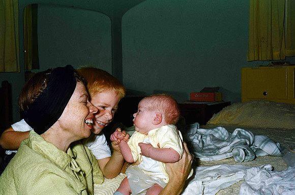 Lois 02 Lucille, Bruce, Lois @ 1 week 8 Nov 1953